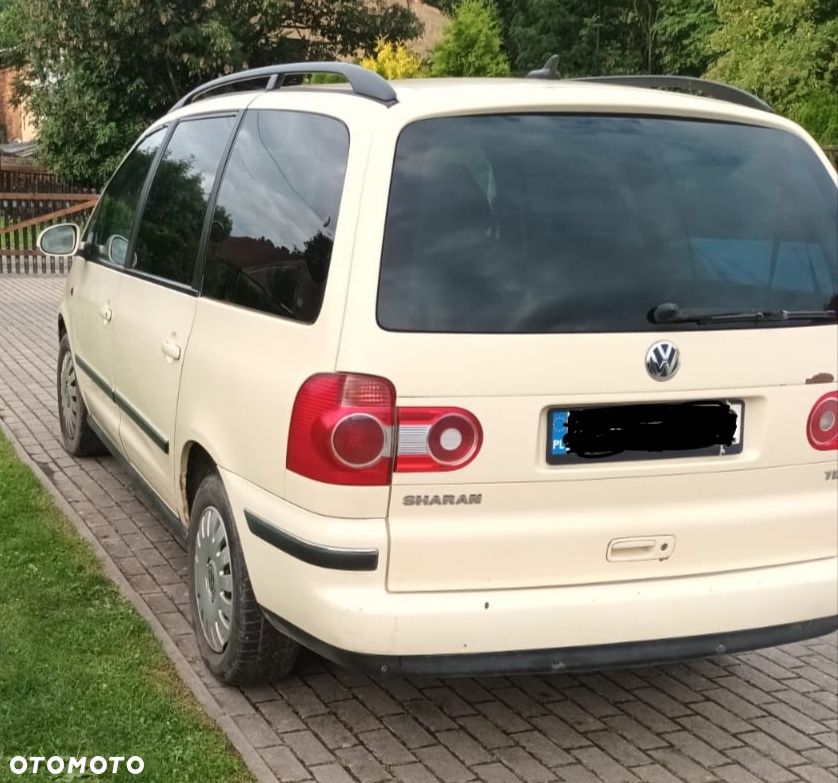 Volkswagen Sharan - 2