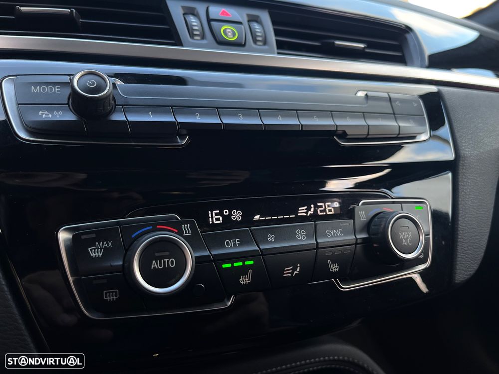 BMW X1 18 d sDrive xLine - 26