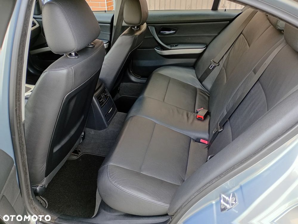 BMW Seria 3 320d DPF Edition Fleet Exclusive - 8