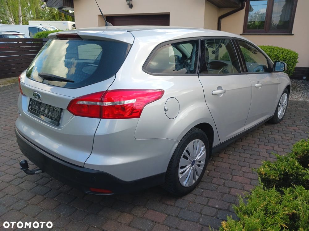 Ford Focus 1.5 TDCi Trend - 6