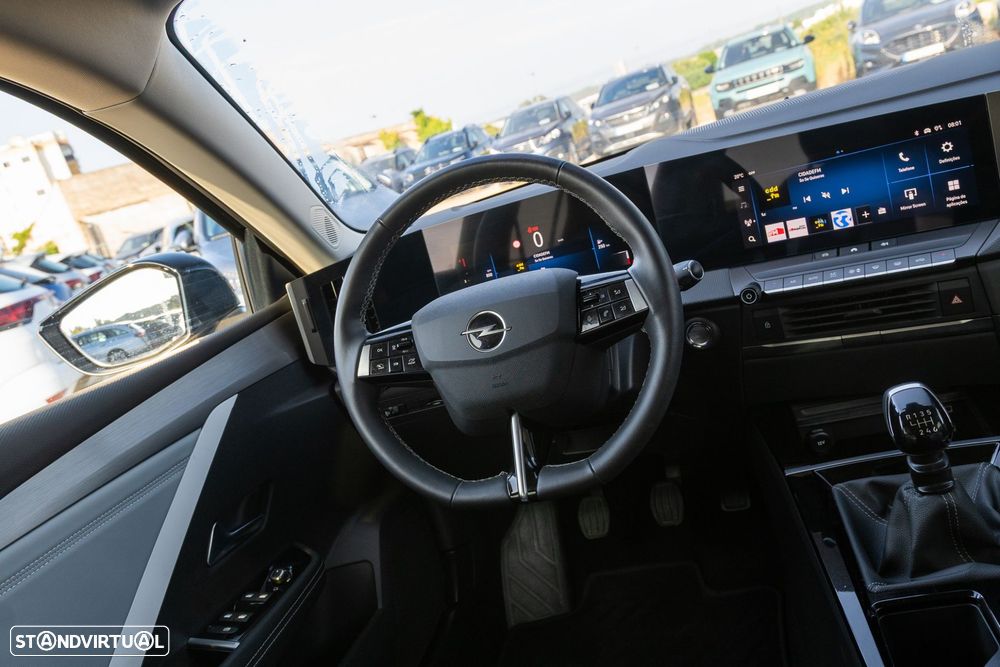 Opel Astra 1.5 D Elegance - 21