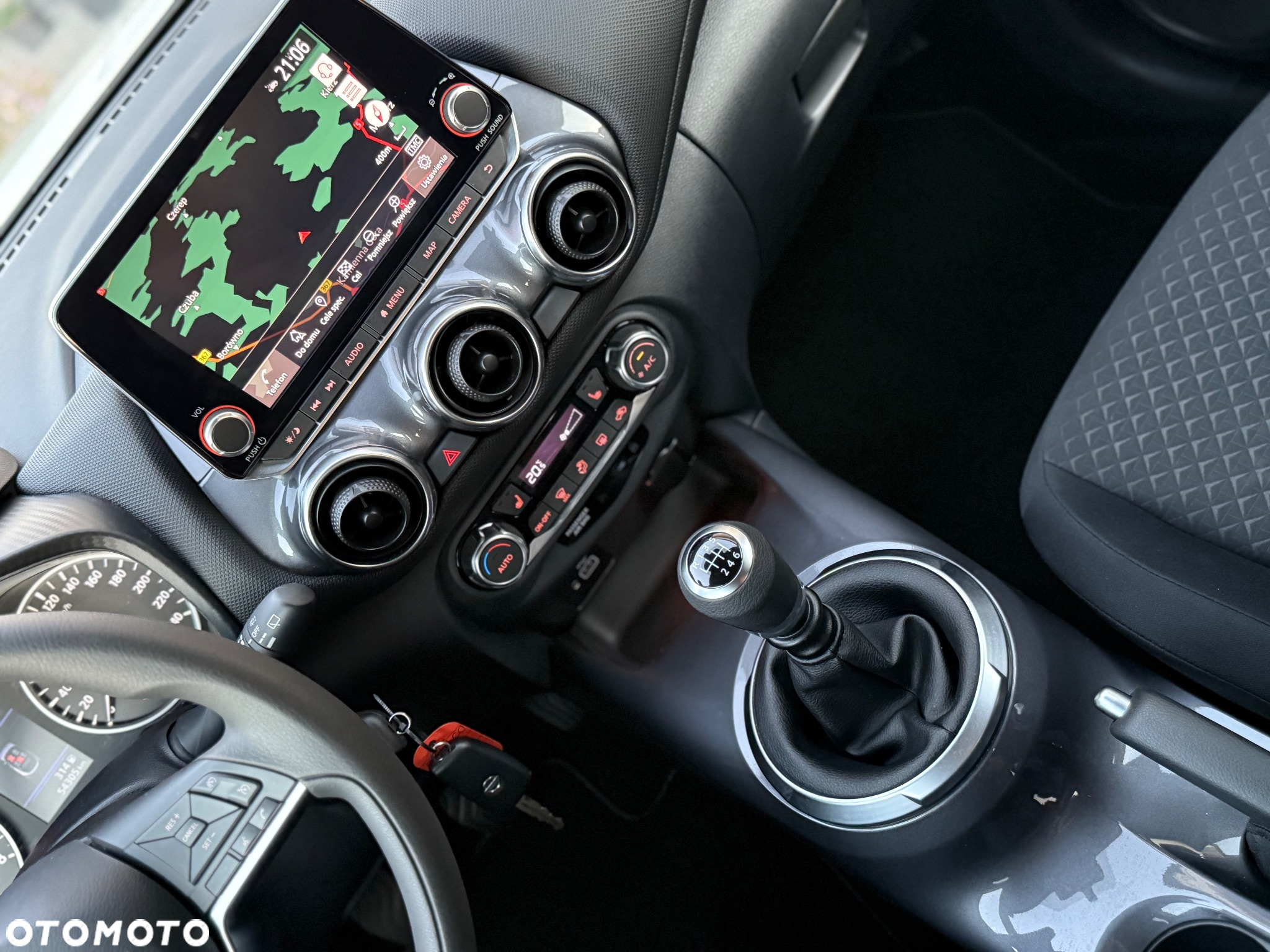 Nissan Juke 1.0 DIG-T Acenta - 19