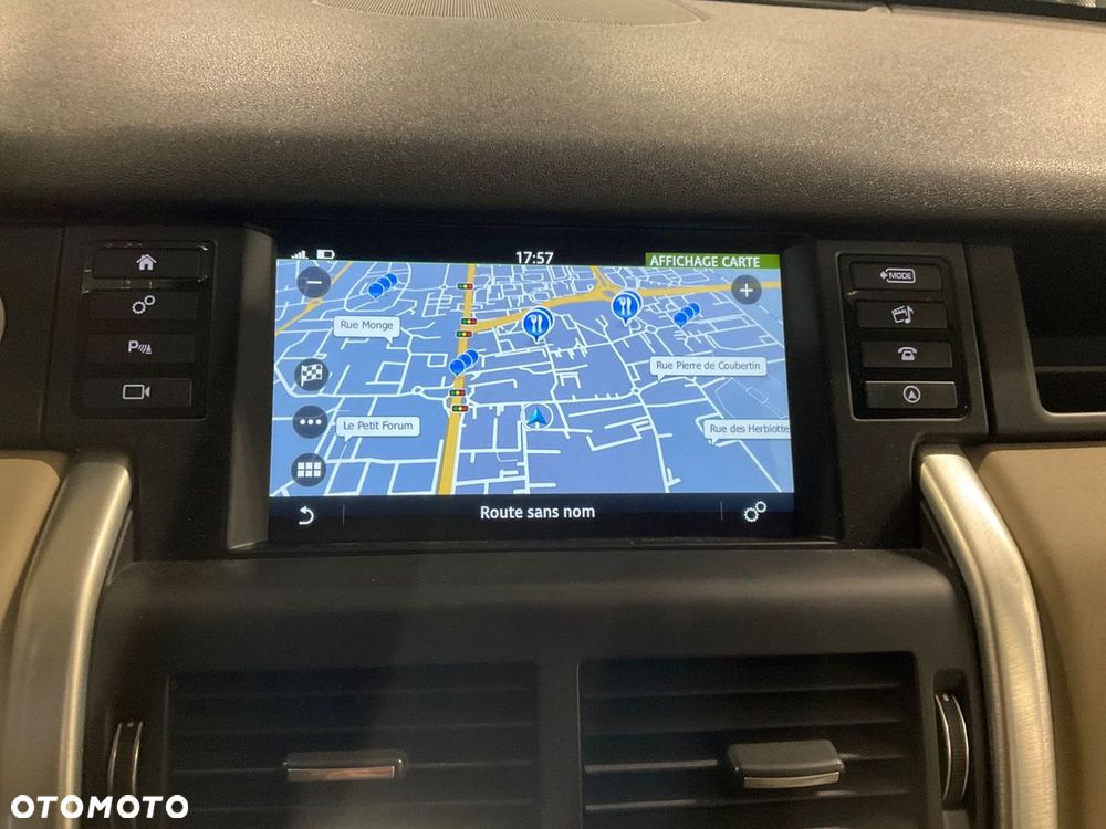 Land Rover Discovery Sport TD4 HSE - 19