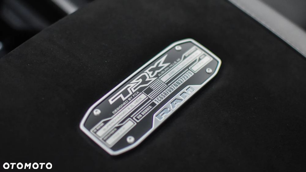 Dodge RAM TRX - 25