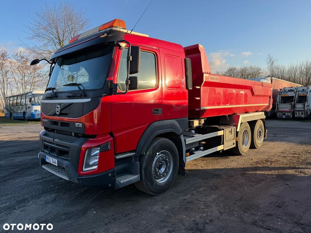 Volvo FMX 370 Wywrotka S1 Hydro-klapa z wstrząsem euro6 1 łóżko