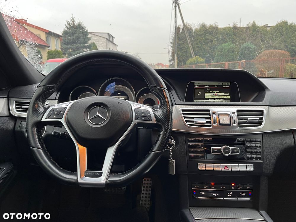 Mercedes-Benz Klasa E 220 CDI BlueEff Avantgarde - 11