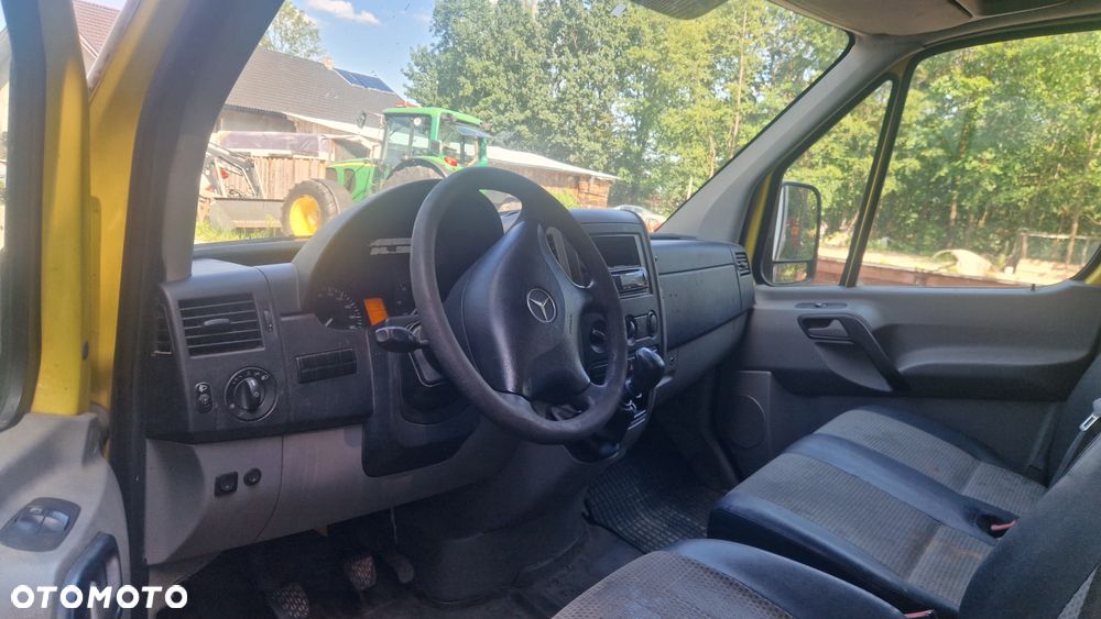 Mercedes-Benz Sprinter - 6