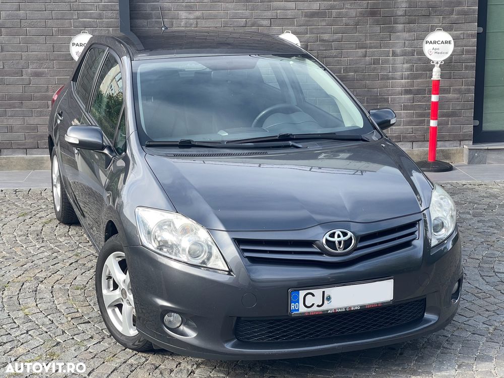 Toyota Auris 2.0 D-4D - 14