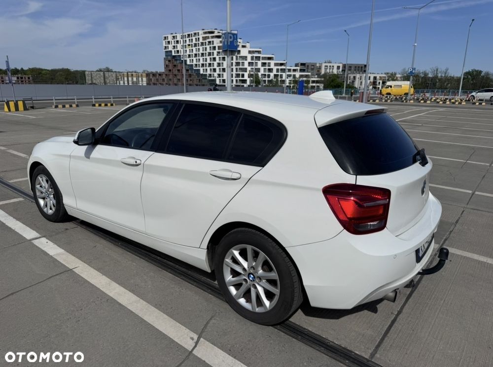 BMW Seria 1 116i - 3