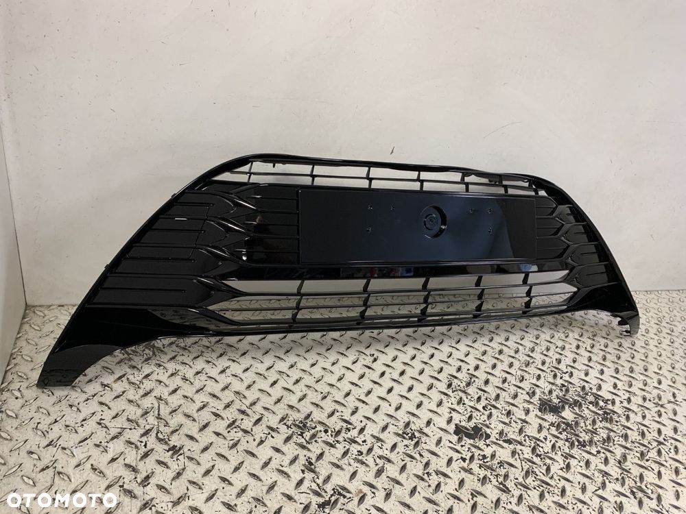 NOWY ORYGINALNY GRILL ATRAPA TOYOTA YARIS III 3 LIFT 17-20 53102-0D130 - 4