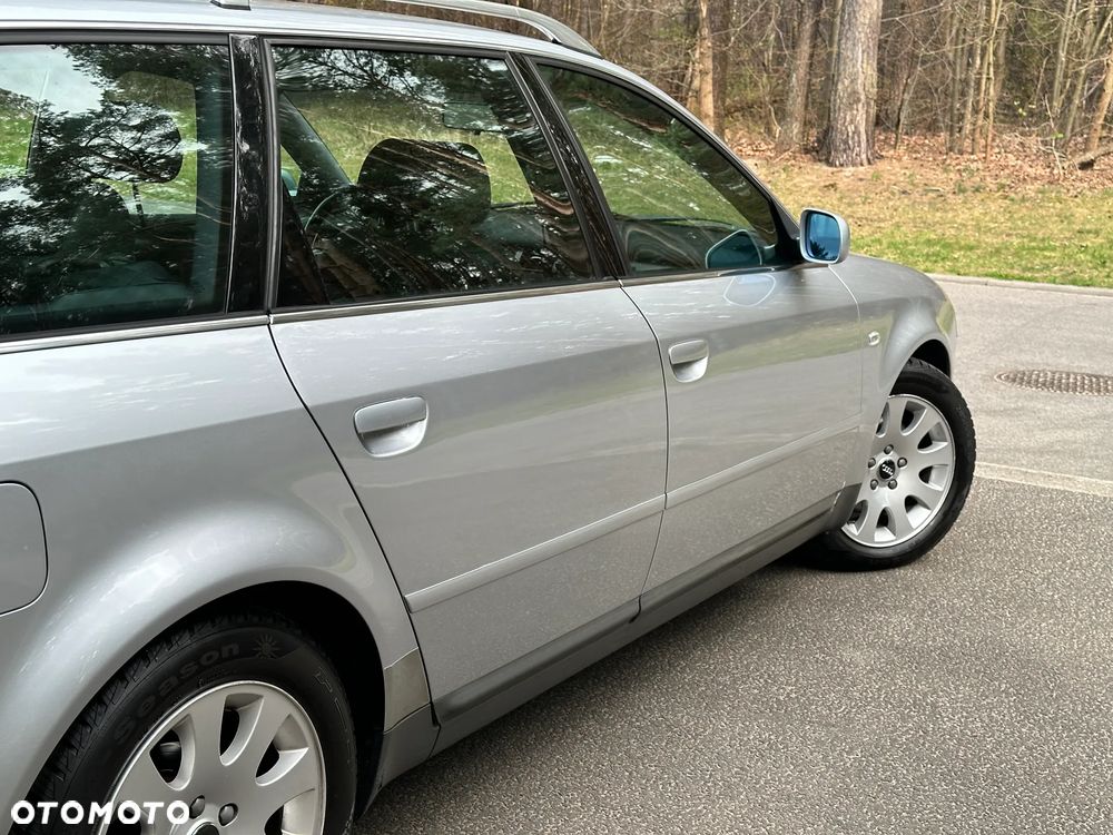 Audi A6 Avant - 14
