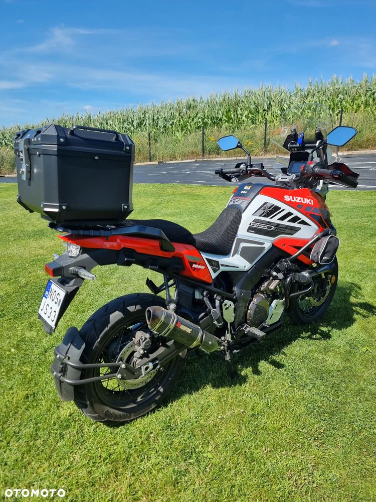 Suzuki V-STROM - 4