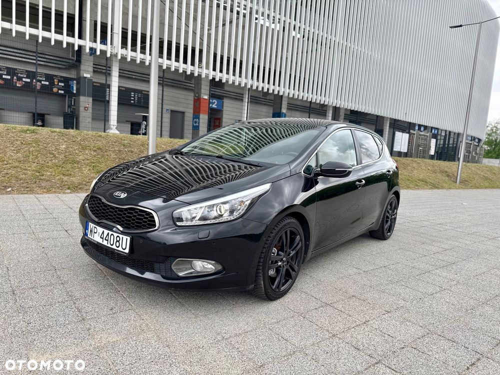 Kia Ceed 1.6 CRDi 128 Platinum Edition - 14