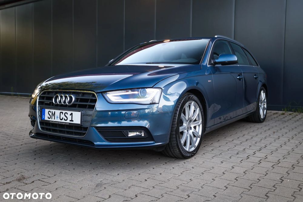 Audi A4 Avant 2.0 TDI DPF clean diesel quattro S tronic S line Sportpaket - 13