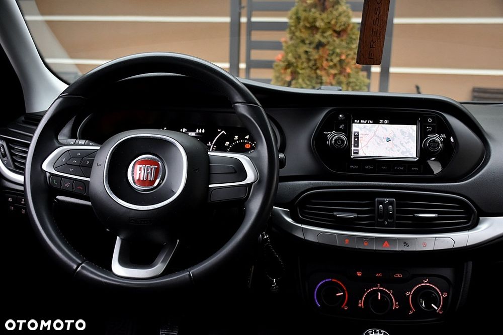 Fiat Tipo 1.4 T-Jet 16v Lounge - 5