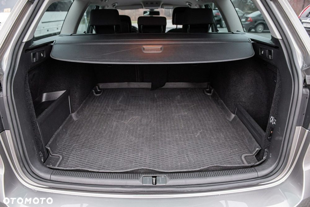 Volkswagen Passat Alltrack 2.0 TDI 4Motion DSG BlueMotion Tec - 28