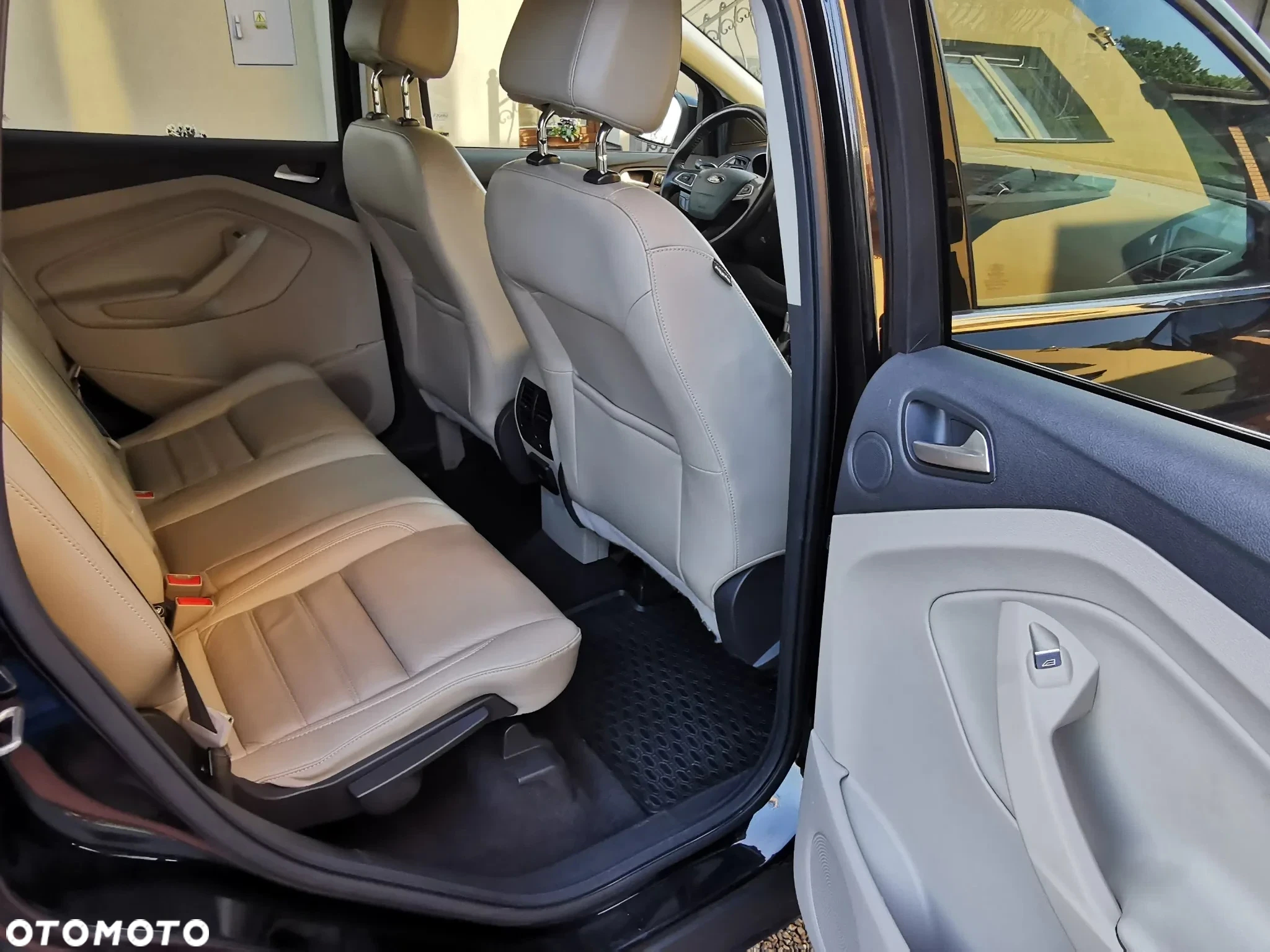 Ford Escape 2.0 EcoBoost AWD Titanium - 15