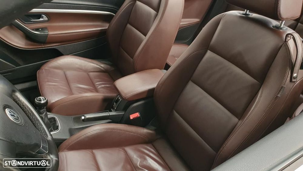 VW EOS 2.0 TDi DPF Exclusive - 31