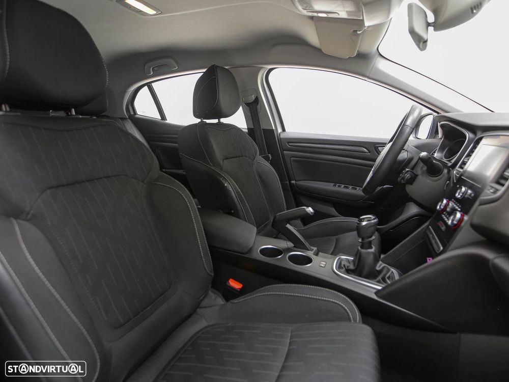 Renault Mégane 1.5 Blue dCi Limited - 9