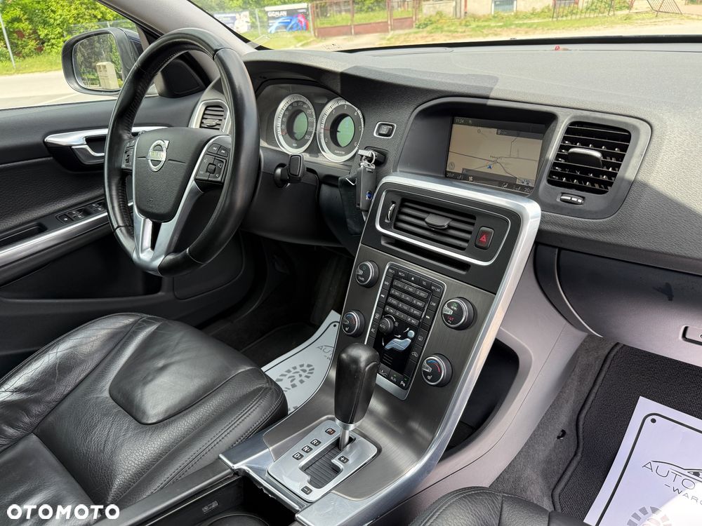 Volvo S60 D5 Geartronic Summum - 19