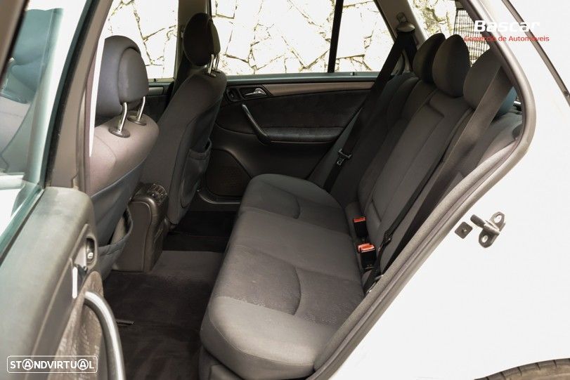 Mercedes-Benz C 220 - 14