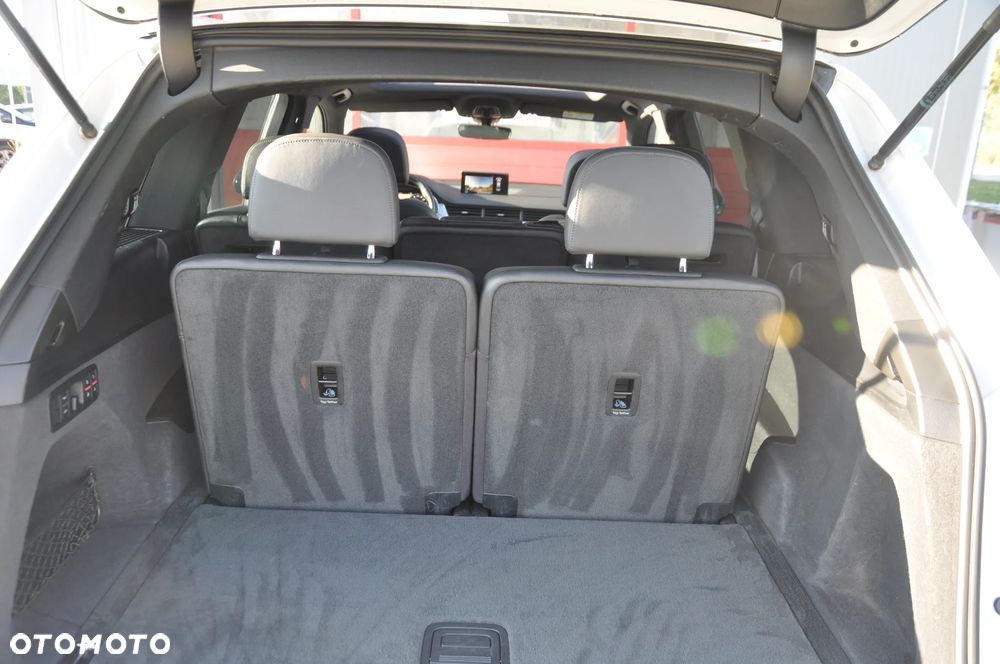 Audi Q7 - 29