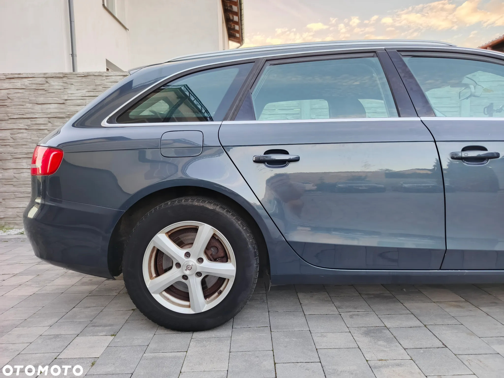 Audi A4 Avant 2.0 TDI Multitronic - 17