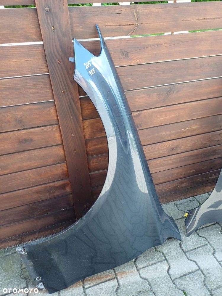 MERCEDES 205 blotnik lewy kolor 755 - 2