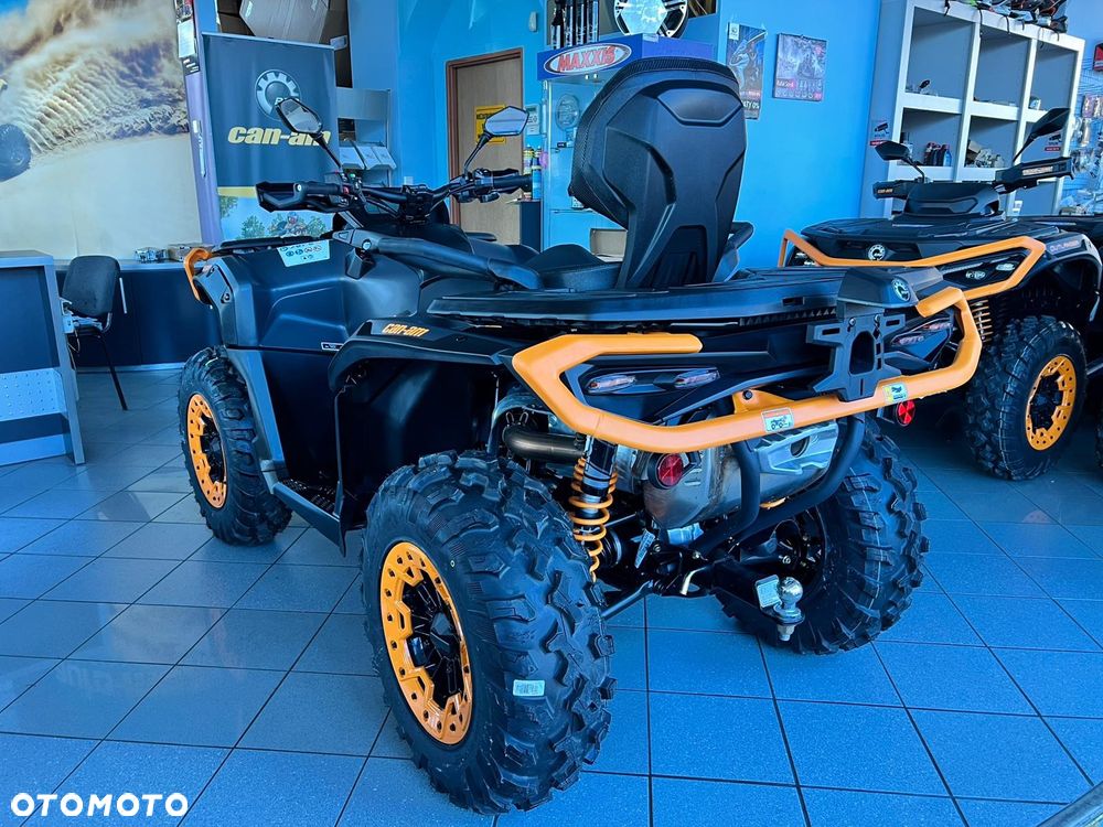 Can-Am Outlander Max - 8