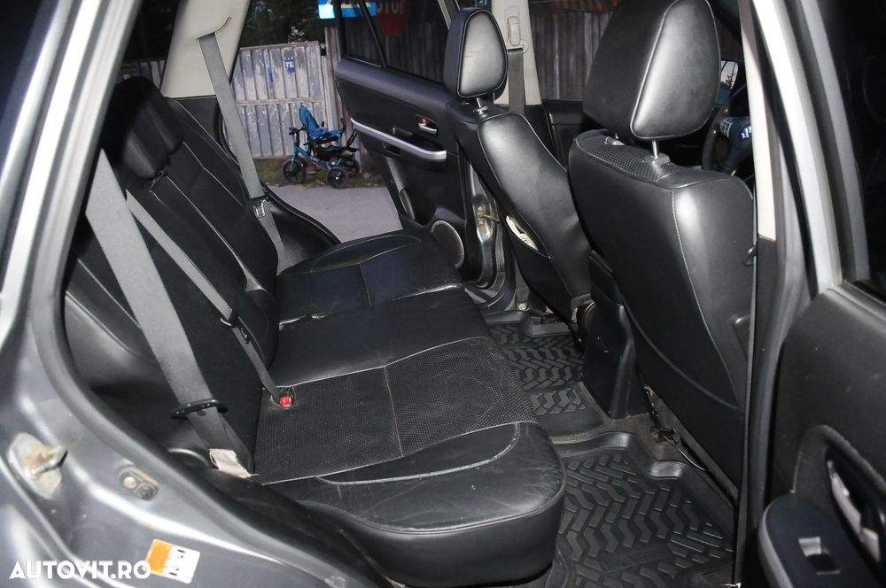 Suzuki Grand Vitara - 7