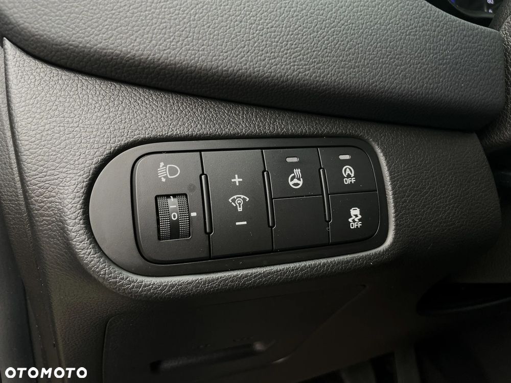 Kia Carens 1.6 GDI Attract - 31