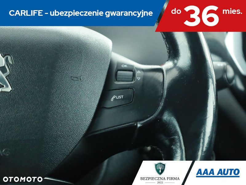 Peugeot 208 - 19
