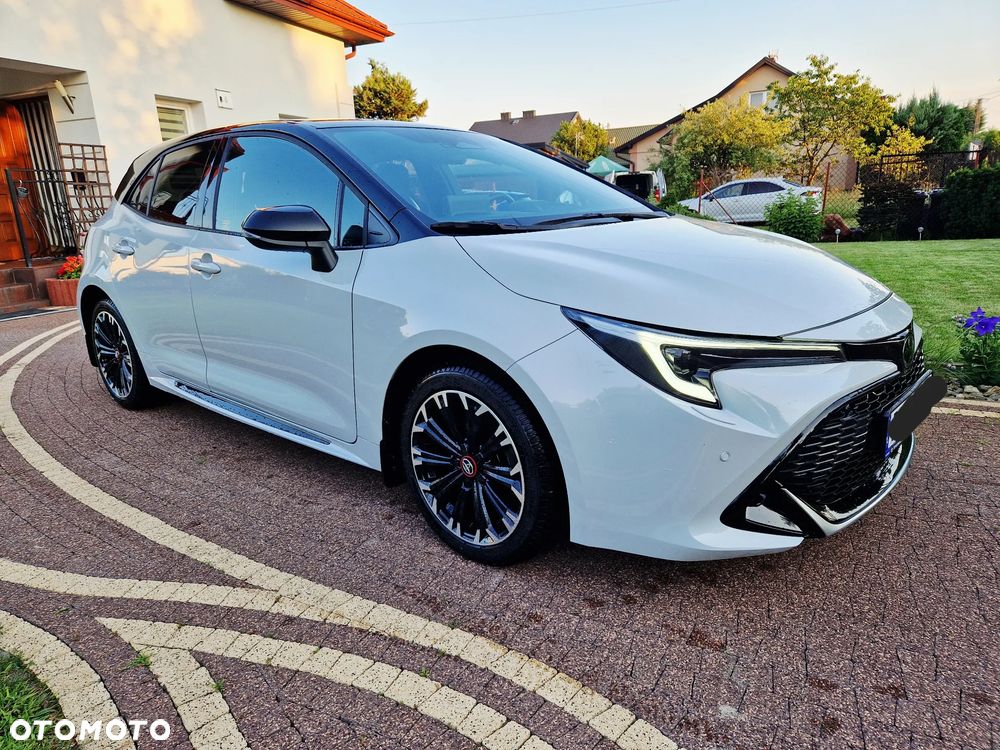 Toyota Corolla 2.0 Hybrid GR Sport Dynamic - 1