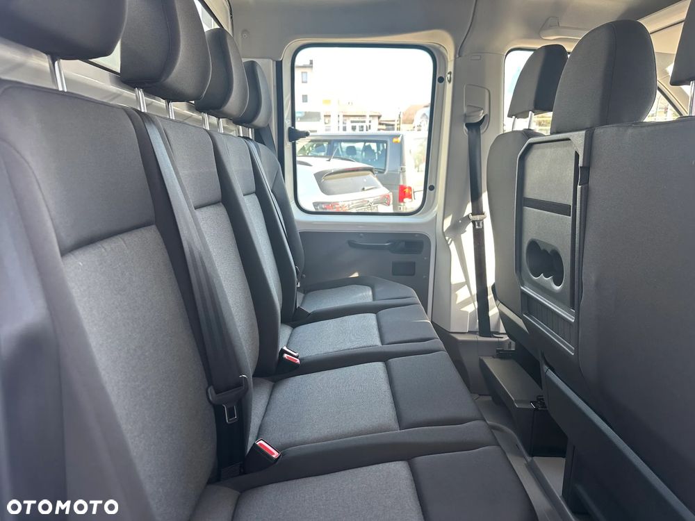 Volkswagen Crafter - 12