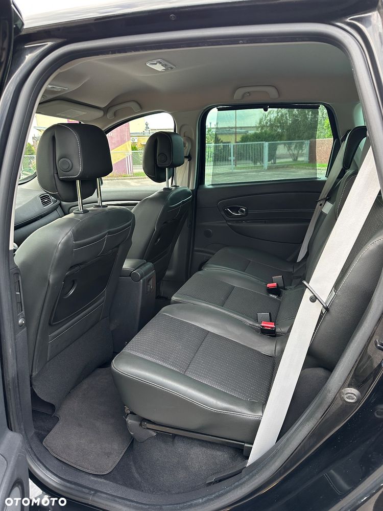 Renault Scenic Energy TCe 115 S&S Xmod Bose Edition - 27