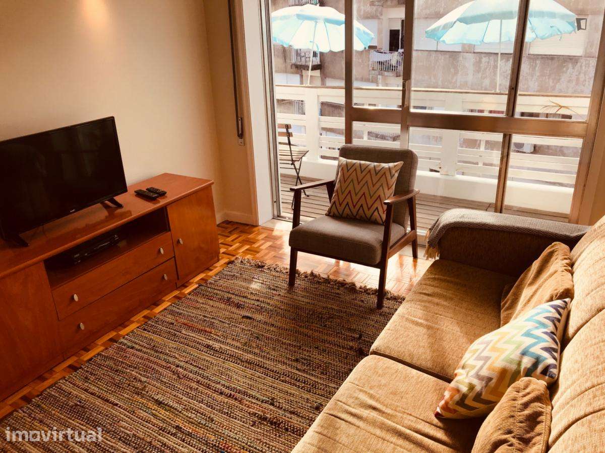 Apartamento com 1 quartos - localizado em Santo Ildefonso Porto - Grande imagem: 5/42