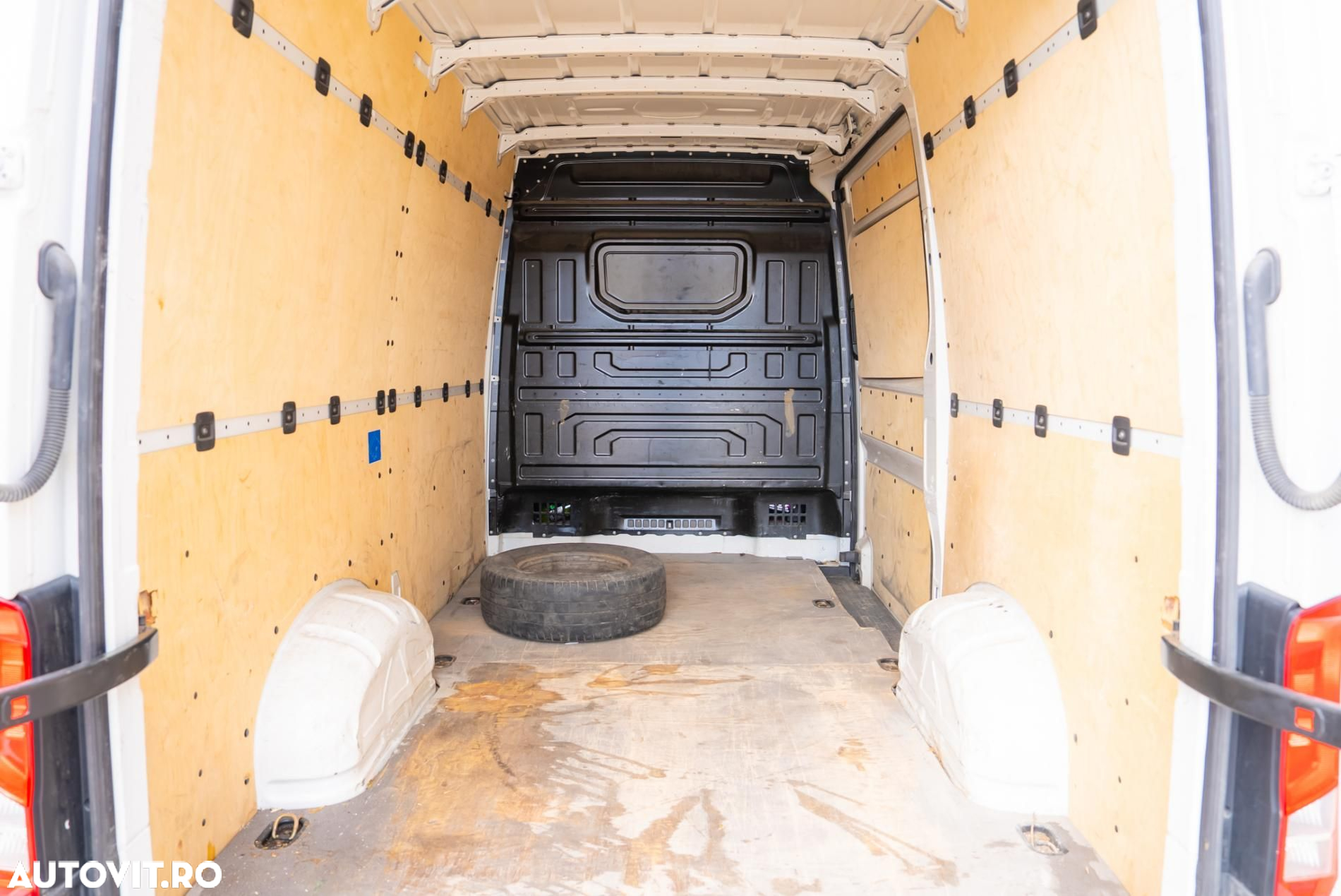 Volkswagen Crafter 35 TDI LR VA - 15