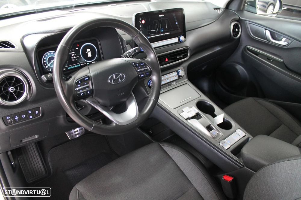 Hyundai Kauai 64 kWh Premium+LED — fotografia 9