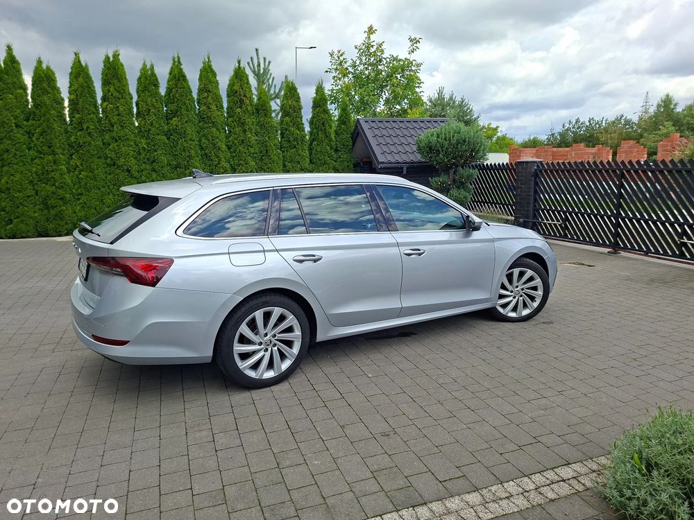 Skoda Octavia 2.0 TDI Style DSG - 3