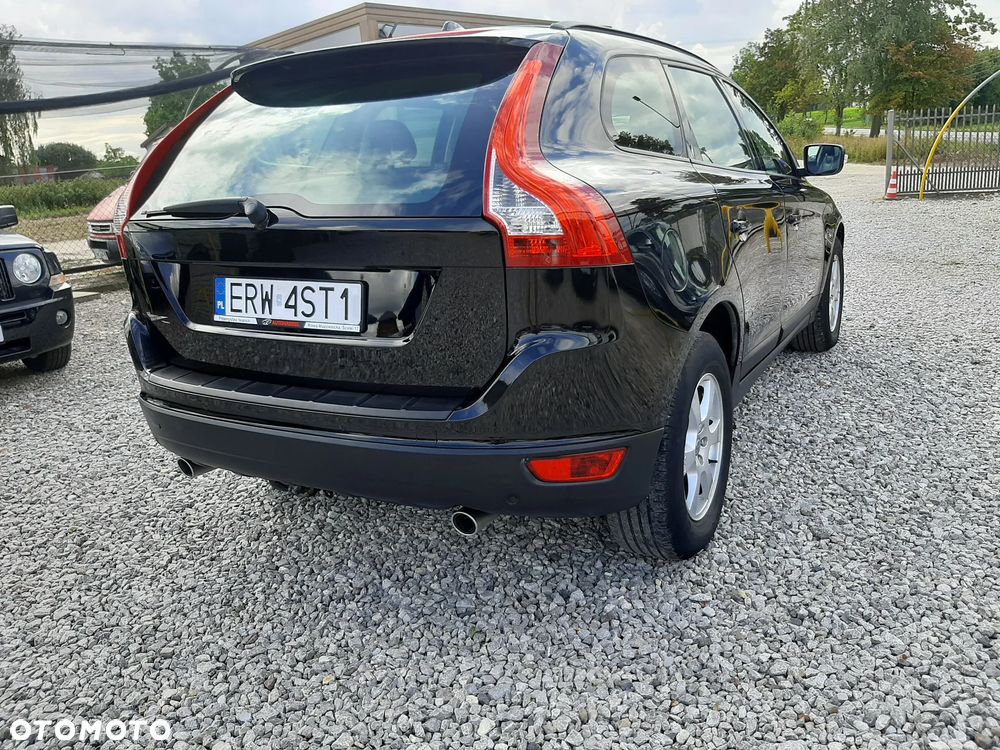 Volvo XC 60 D5 AWD Momentum - 7