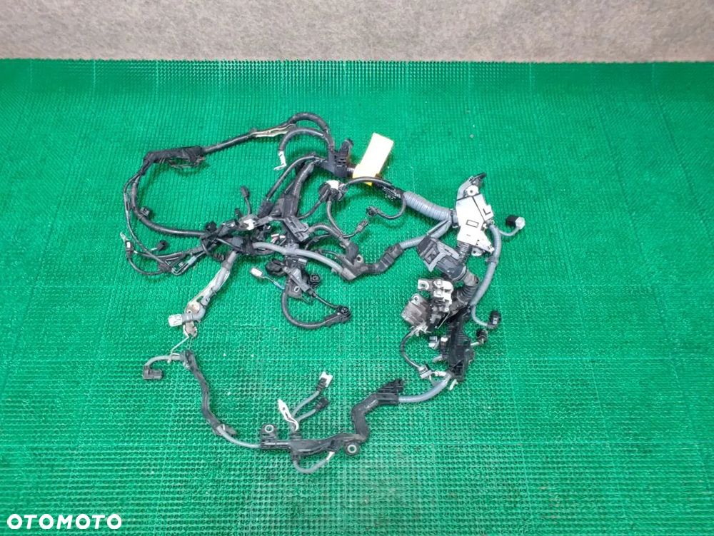 TOYOTA YARIS 1.5i Aut 19-24r Wiązka Silnika - 1