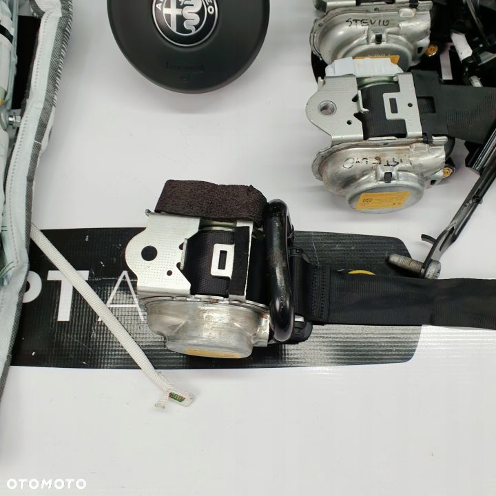 ALFA ROMEO STELVIO DESKA ROZDZIELCZA KONSOLA KOKPIT PULPIT PODUSZKI AIRBAG AIR BAG PASY KIT SET - 9