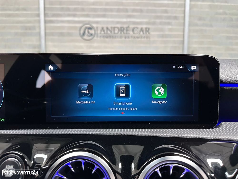 Mercedes-Benz A 250 Limousine e 8G-DCT AMG Line - 23