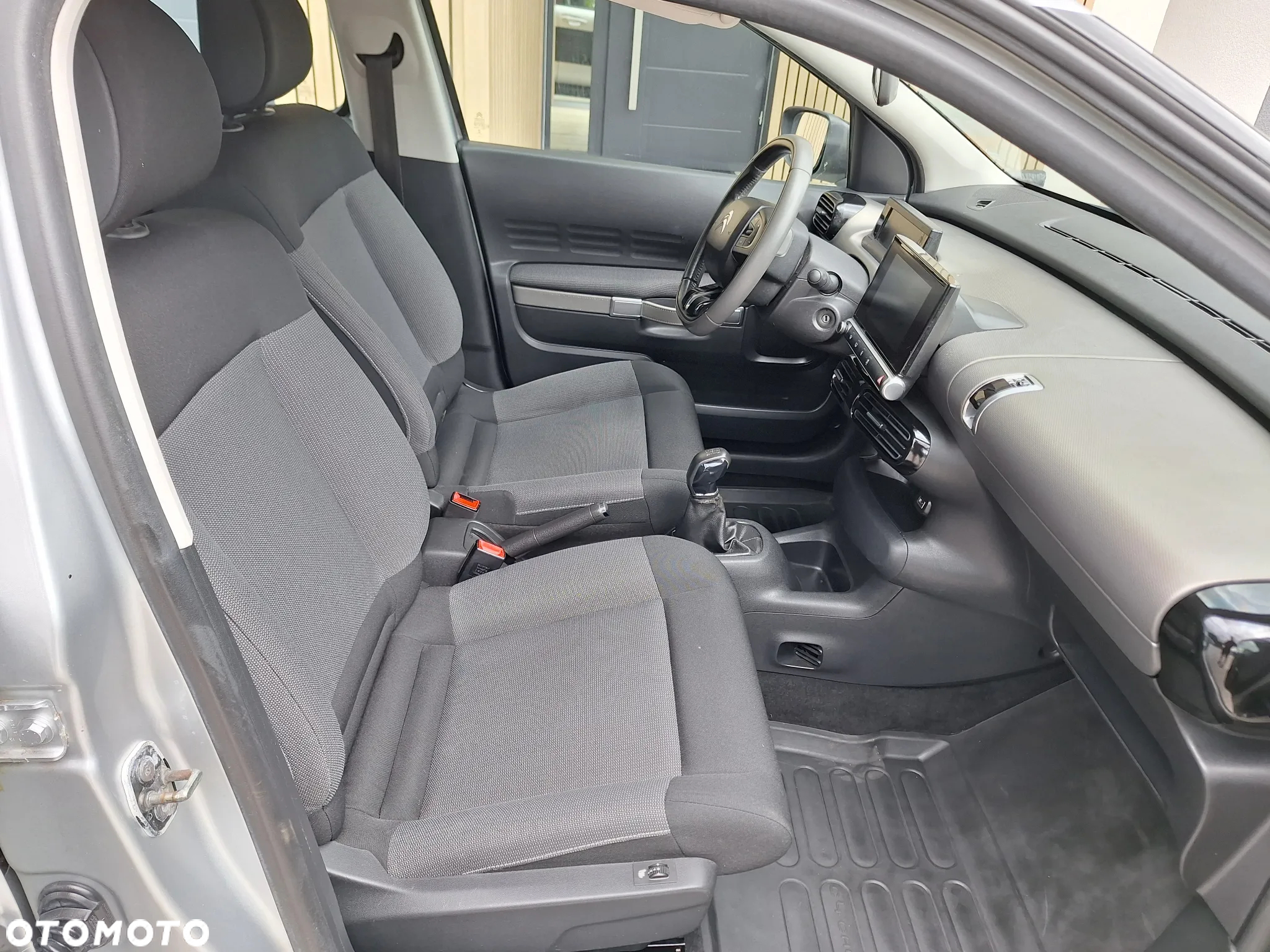 Citroën C4 Cactus - 8