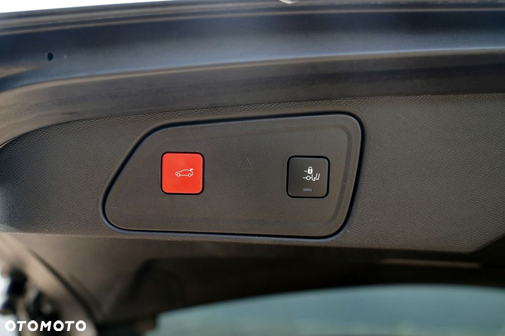 Peugeot 3008 - 24