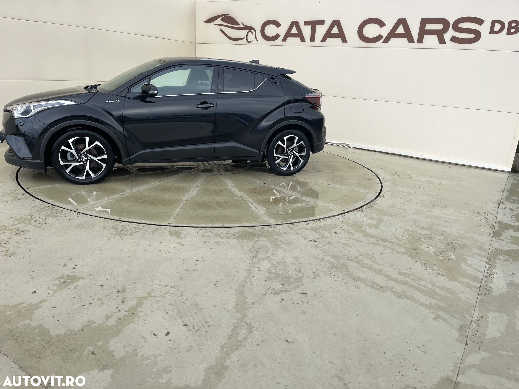 Toyota C-HR Hybrid Club - 7