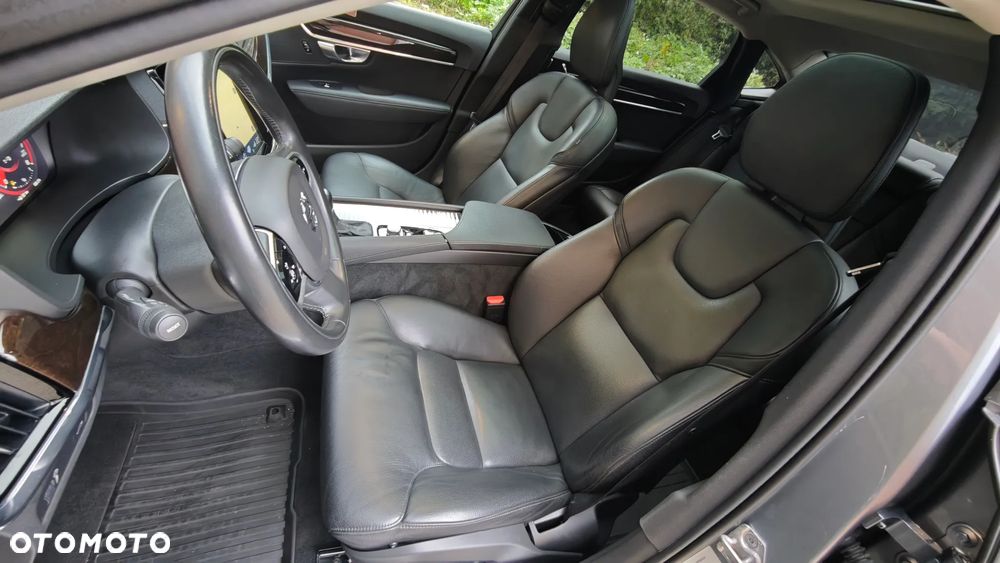 Volvo S90 - 23