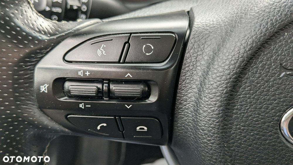 Kia Stonic - 30