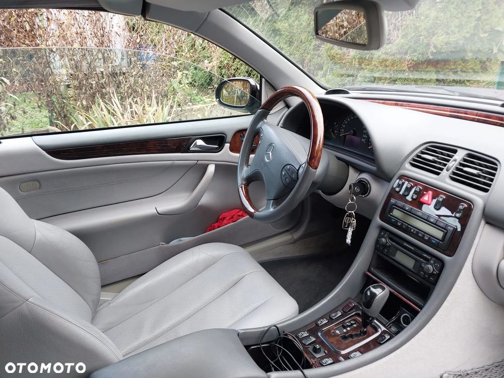 Mercedes-Benz CLK - 17