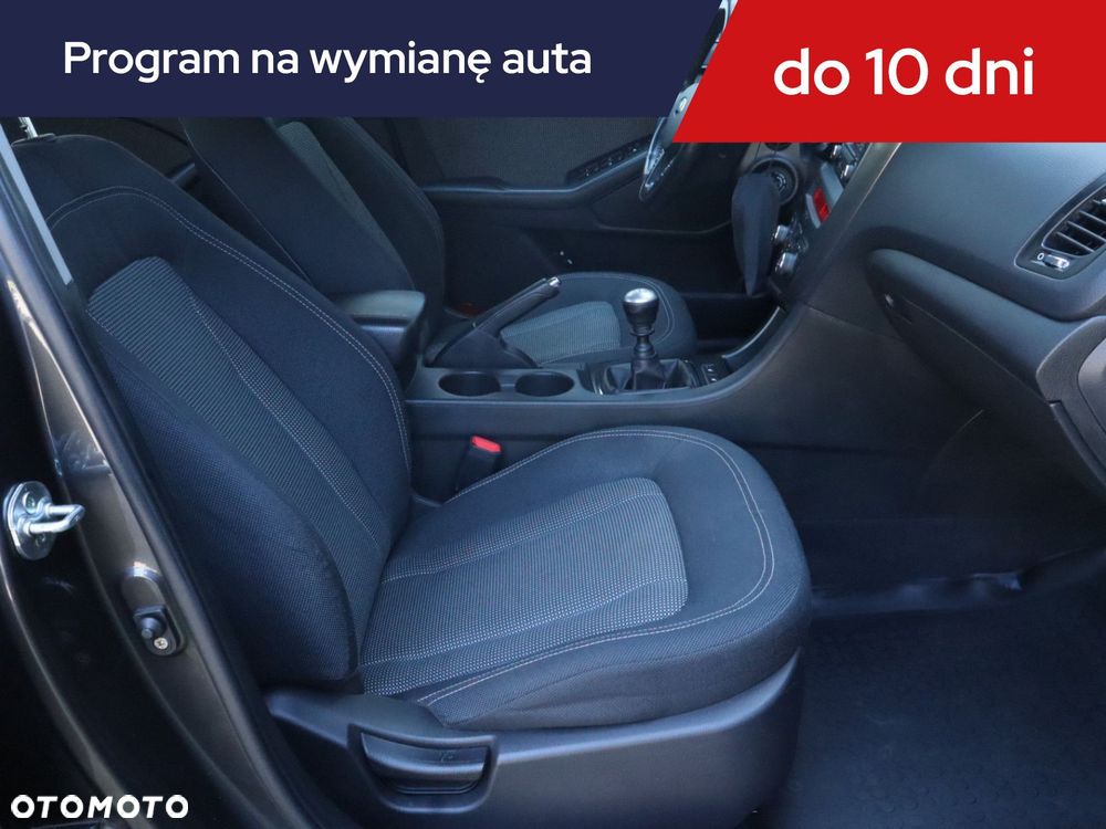 Kia Optima - 11